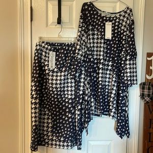 Nuggles outfit.   Navy and white